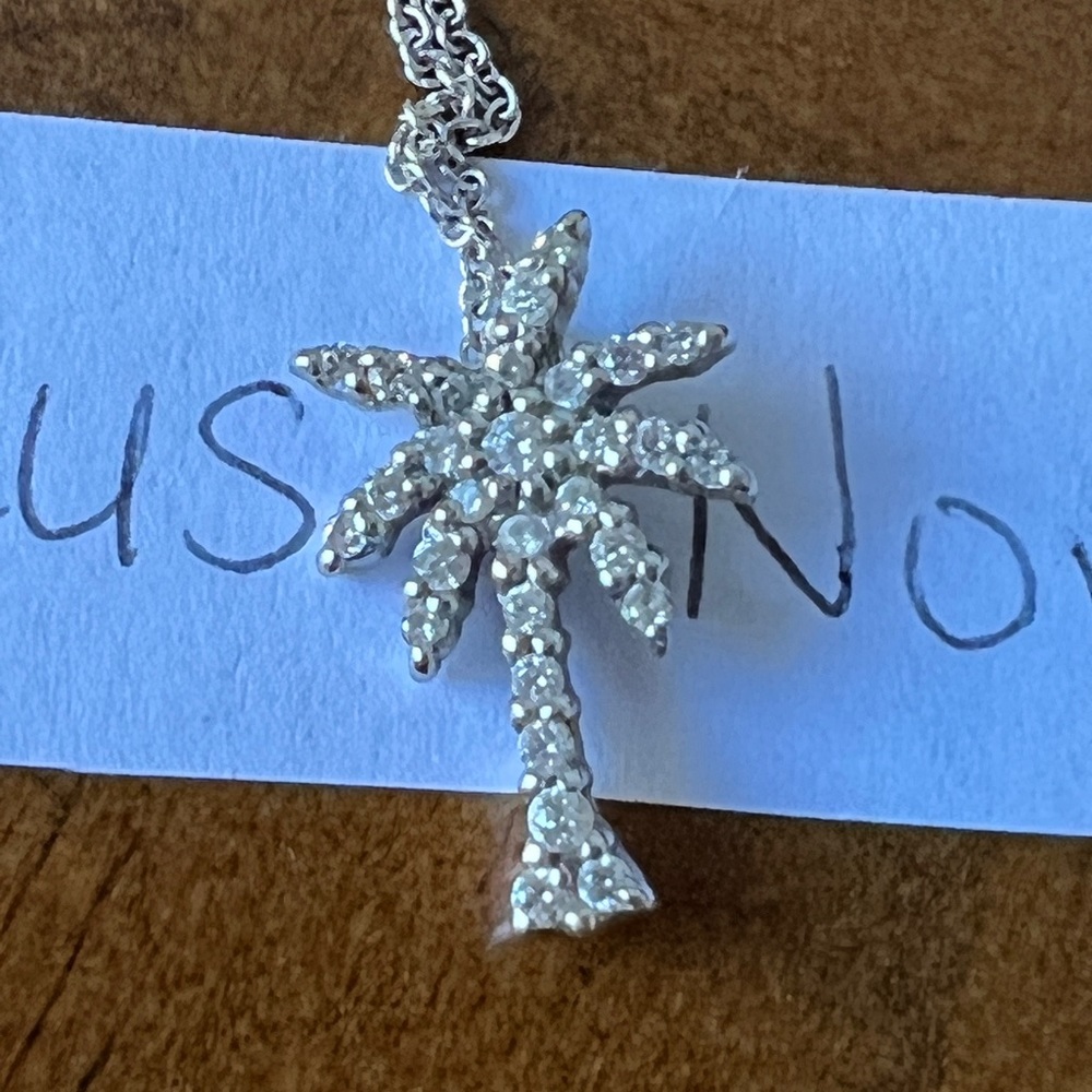 Roberto Coin Diamond ClassicTiny Treasures
Palm Tree Necklace White Gold 18kt